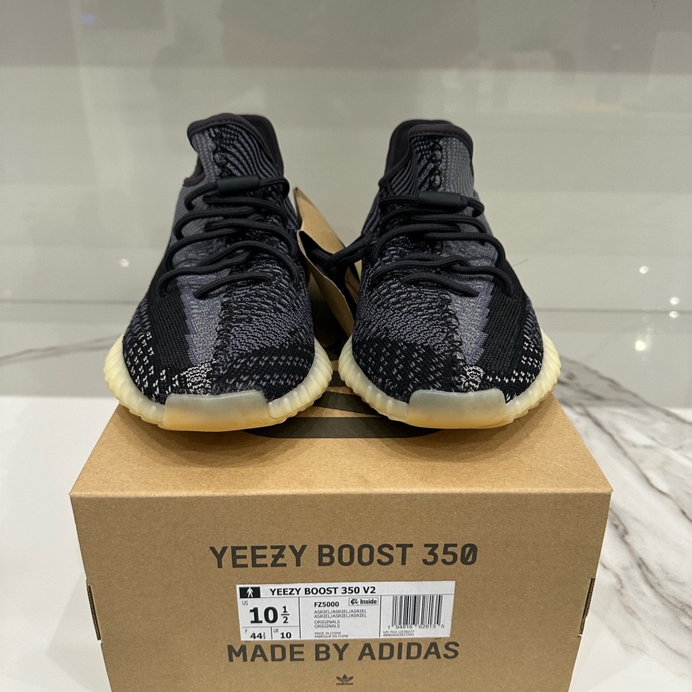 Yeezy “Carbon” Asriel, men’s 10.5